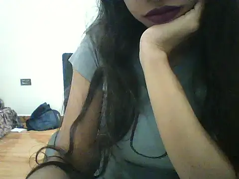 Hot-Shalini02 stripchat live cam model