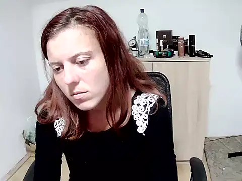 NinaLiebert stripchat live cam model