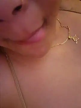 lamorbosa37 stripchat live cam model