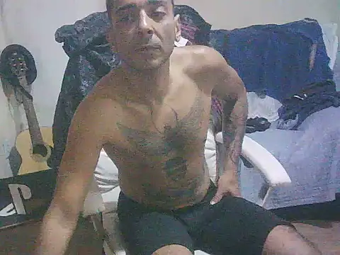 HotLatinoBR stripchat live cam model
