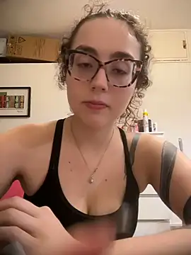 ladyturtle stripchat live cam model