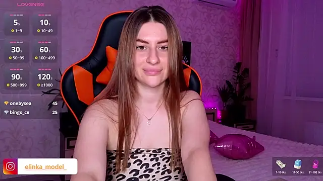 Elishka_ stripchat live cam model