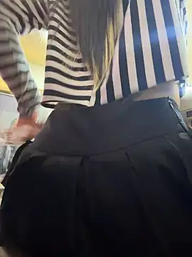 EemaHaruki stripchat live cam model