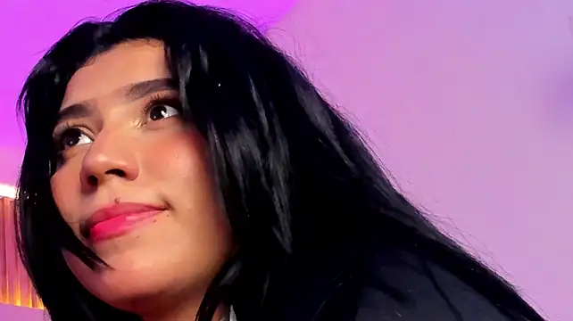 emy_williams stripchat live cam model