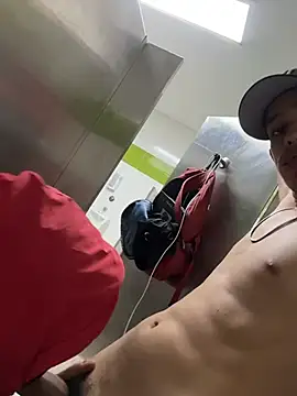 HarryGaze stripchat live cam model