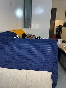 Kayda27 stripchat live cam model