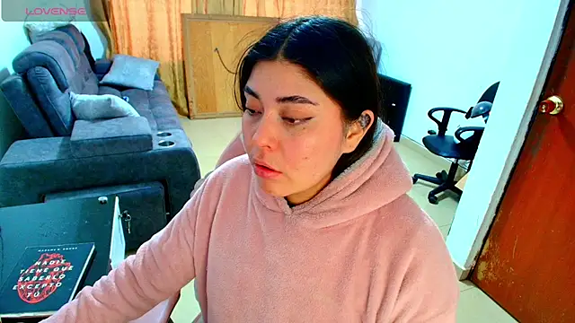Good_girl_1 stripchat live cam model