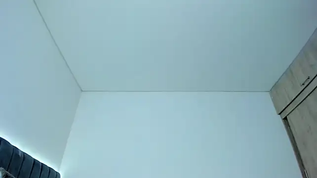 im_sarah34 stripchat live cam model