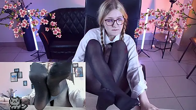 lanafitch stripchat live cam model