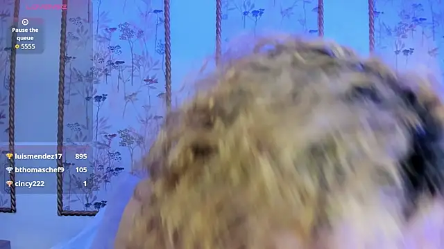 agatha_swam stripchat live cam model
