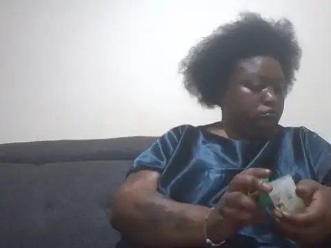 fat_ebonyqueen stripchat live cam model