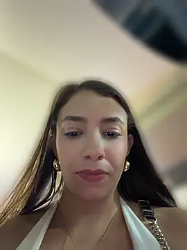 Hall_16 stripchat live cam model