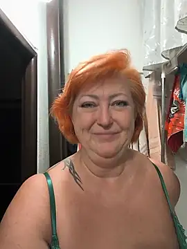 MissSilken stripchat live cam model