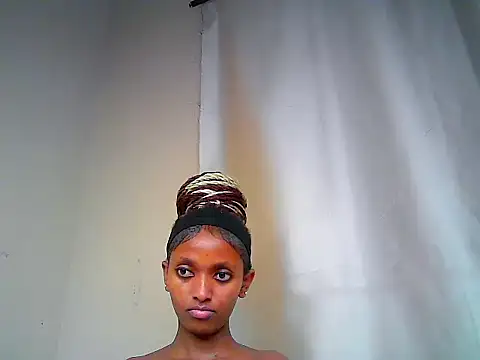 Qute_nimple stripchat live cam model