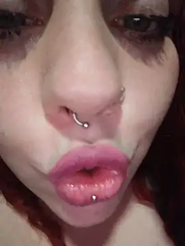 Persefone99 stripchat live cam model