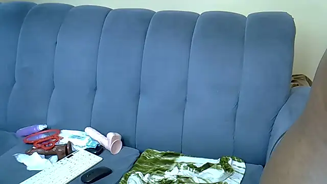 Queentiffa stripchat live cam model