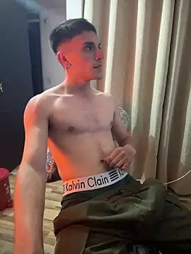 Kaiservip777 stripchat live cam model
