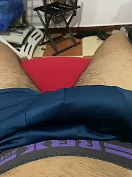 niyakchaude stripchat live cam model