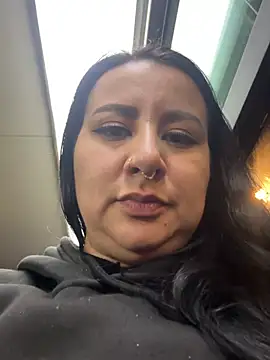 Abril_Luv stripchat live cam model