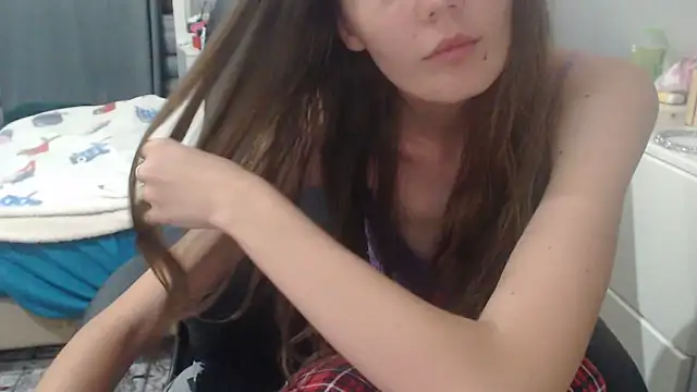 juili_juili stripchat live cam model