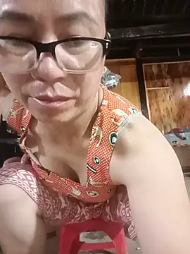 Chilly-wet stripchat live cam model