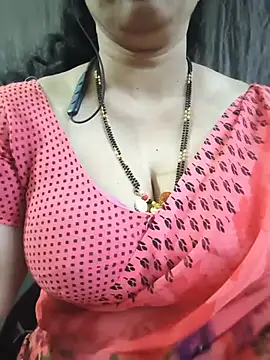 bhuvana_555 stripchat live cam model