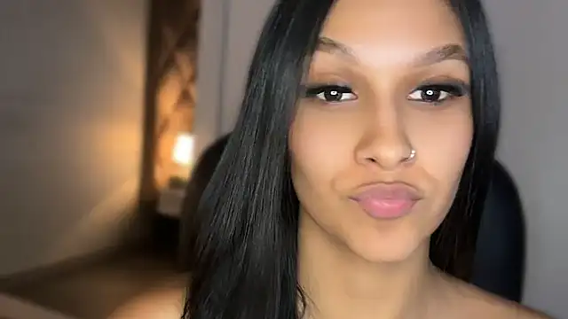 TalianaFerrers stripchat live cam model