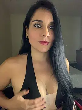 Miaswwe stripchat live cam model