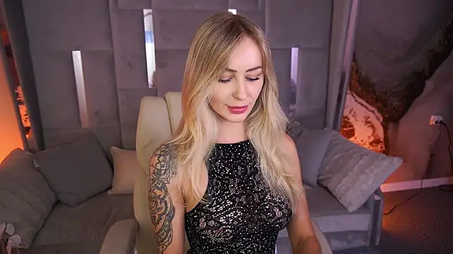 GraceCandy stripchat live cam model