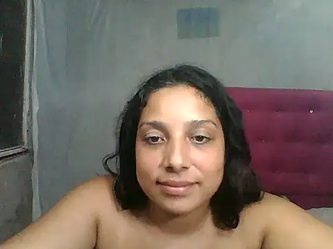 charlot_luna10 stripchat live cam model