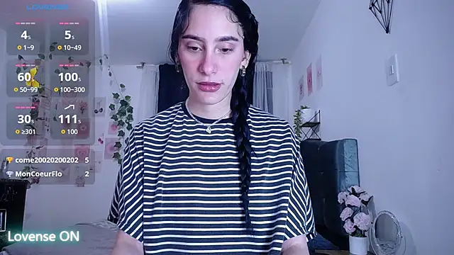 IsaBaileys_ stripchat live cam model