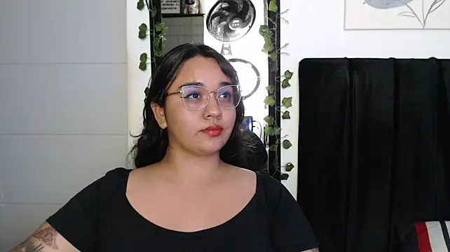 Alezapark stripchat live cam model