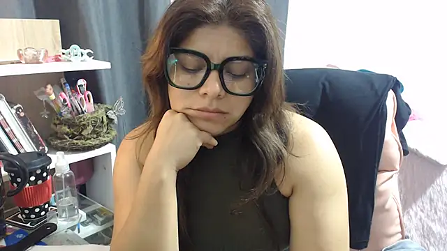 KatteAngelLat stripchat live cam model
