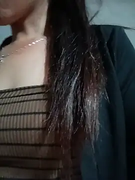 Havana- stripchat live cam model