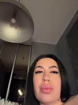 Andrestarr stripchat live cam model