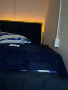 VioletaSanchez24 stripchat live cam model