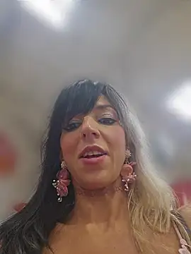 lil_jiggly stripchat live cam model