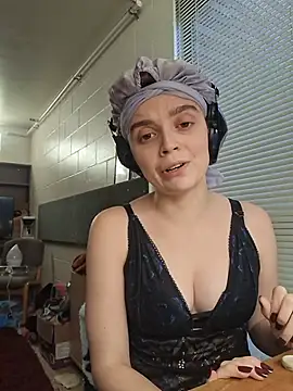 Little_Miss_Needy stripchat live cam model