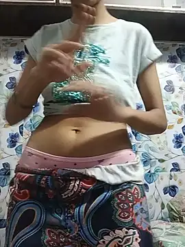 Hot-Haney33 stripchat live cam model