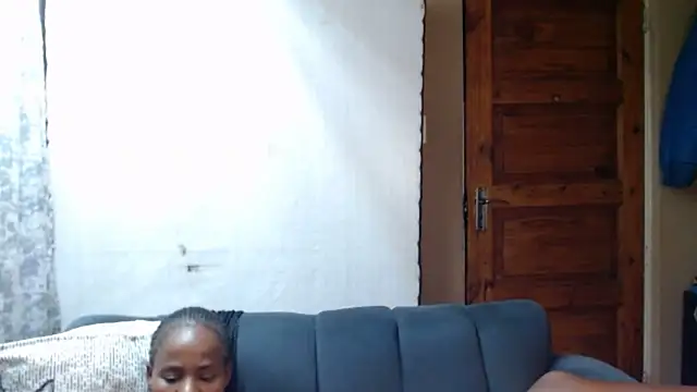 Longpussylipxxx stripchat live cam model