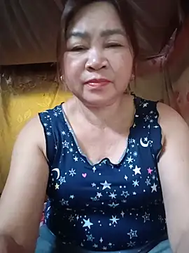 QQ_sexy stripchat live cam model