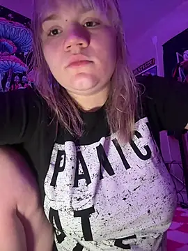 Cutiepiespanks stripchat live cam model