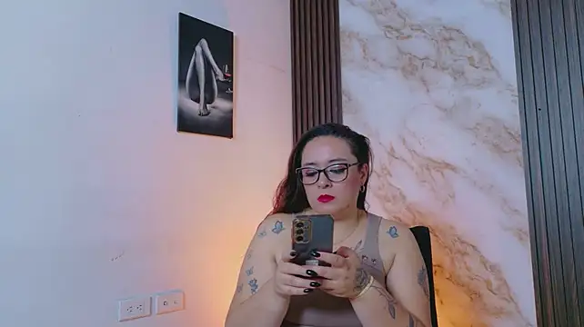 katherina_diaz stripchat live cam model