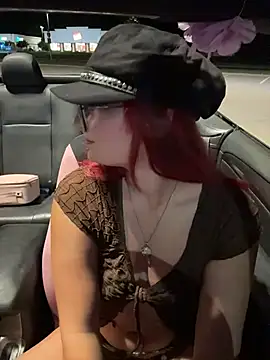 urpuppymoon stripchat live cam model