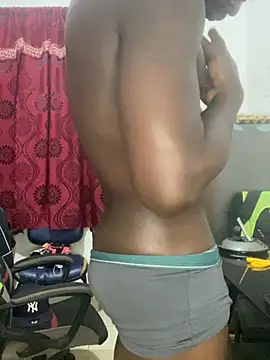 Pornhouse420 stripchat live cam model