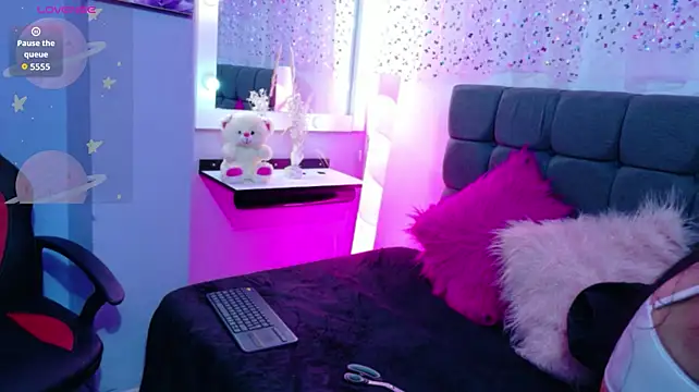BrendaRojas_ stripchat live cam model