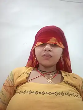 Big_hot44 stripchat live cam model