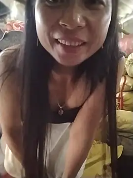 Kylie-rosee stripchat live cam model