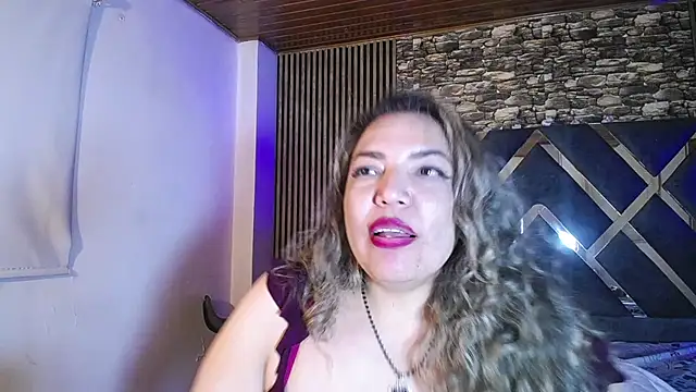 marie_hss stripchat live cam model