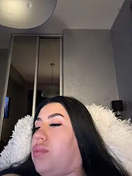 Andrestarr stripchat live cam model